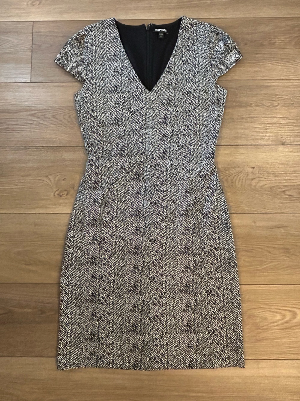 Express Petite S Black White Herringbone Sheath Dress Cap Sleeve Career